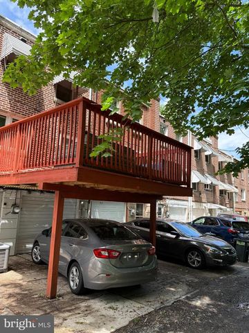 444 WESTMONT DR, Collingdale, PA 19023