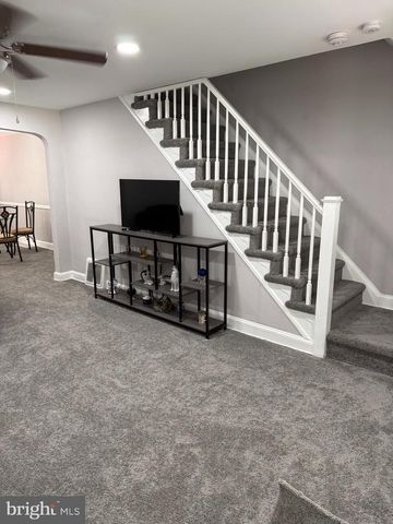 444 WESTMONT DR, Collingdale, PA 19023