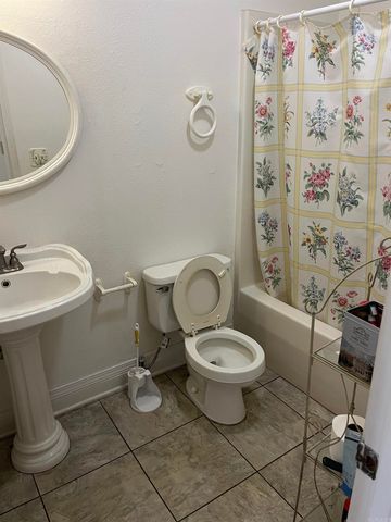 1204 Church Street, Mena, AR 71953