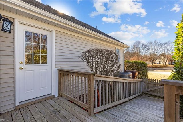 4600 Davids Mill DR, Chesapeake, VA 23321