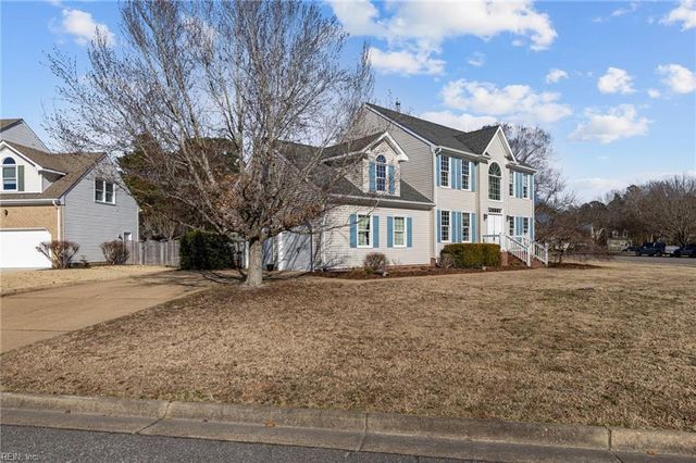 4600 Davids Mill DR, Chesapeake, VA 23321