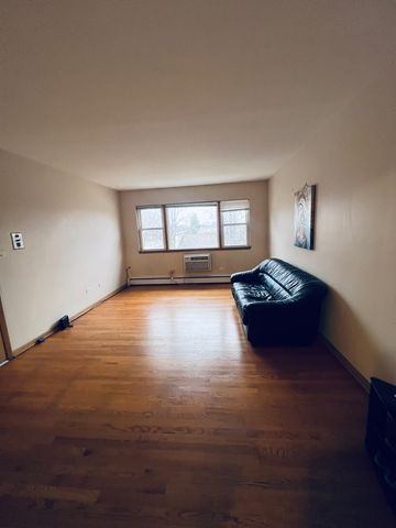 3954 N PIONEER Avenue 2S, Chicago, IL 60634