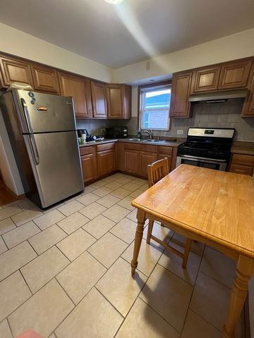 3954 N PIONEER Avenue 2S, Chicago, IL 60634