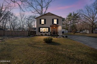 5131 Bainbridge Rd, Toledo, OH 43623