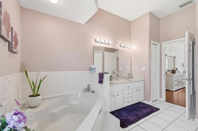 18 PRETORIA LANE, Palm Coast, FL 32164