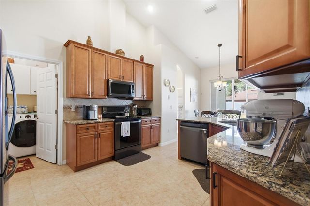 18 PRETORIA LANE, Palm Coast, FL 32164