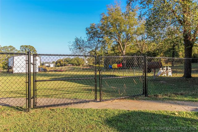 7241 Myall, Lone Grove, OK 73401