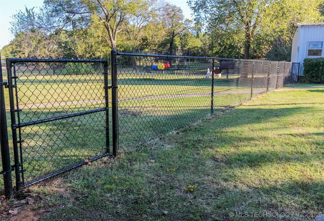 7241 Myall, Lone Grove, OK 73401