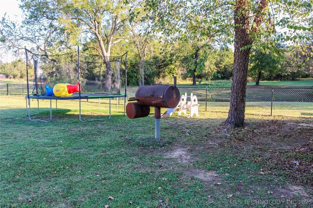 7241 Myall, Lone Grove, OK 73401