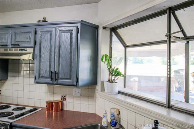 7241 Myall, Lone Grove, OK 73401