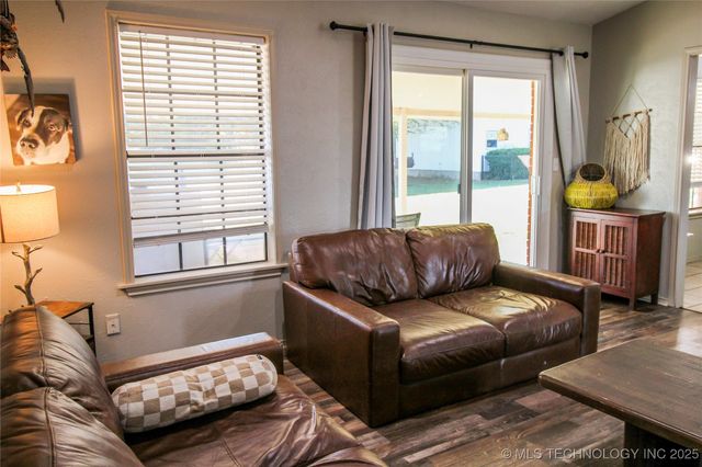 7241 Myall, Lone Grove, OK 73401