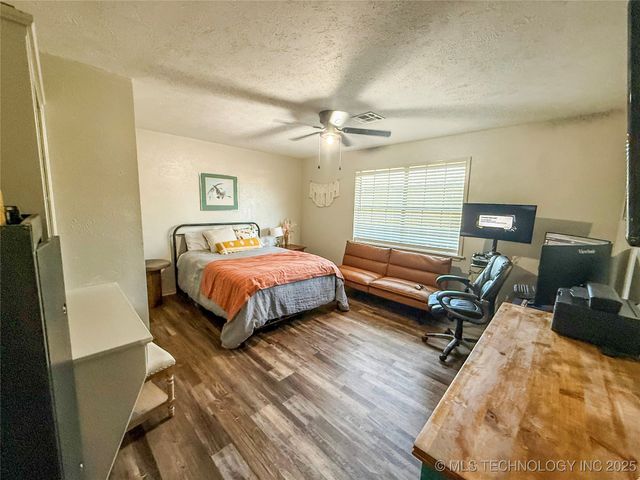 7241 Myall, Lone Grove, OK 73401