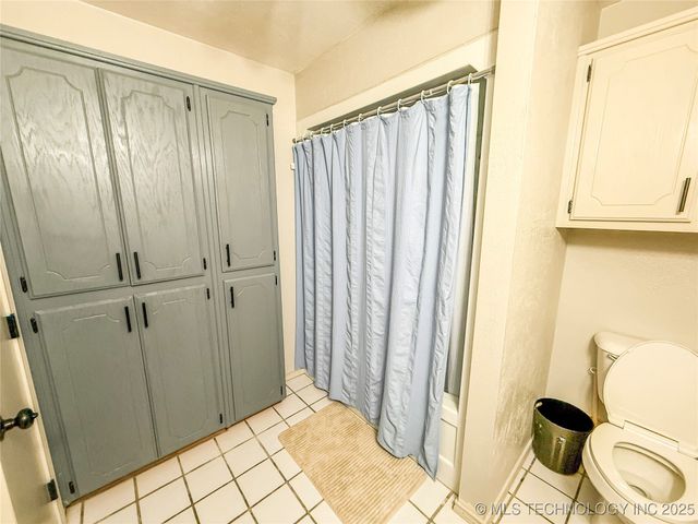 7241 Myall, Lone Grove, OK 73401