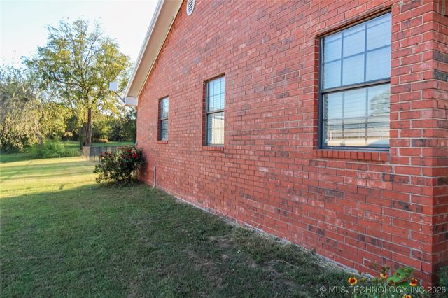 7241 Myall, Lone Grove, OK 73401
