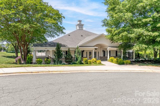 113 Clarendon Street C, Mooresville, NC 28117