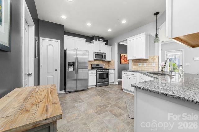113 Clarendon Street C, Mooresville, NC 28117