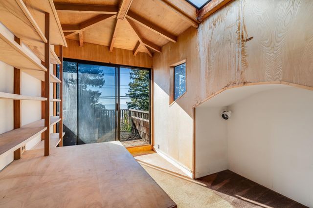 111 Fairlawn Dr, Berkeley, CA 94708