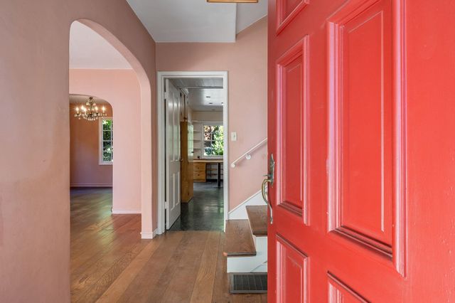 111 Fairlawn Dr, Berkeley, CA 94708