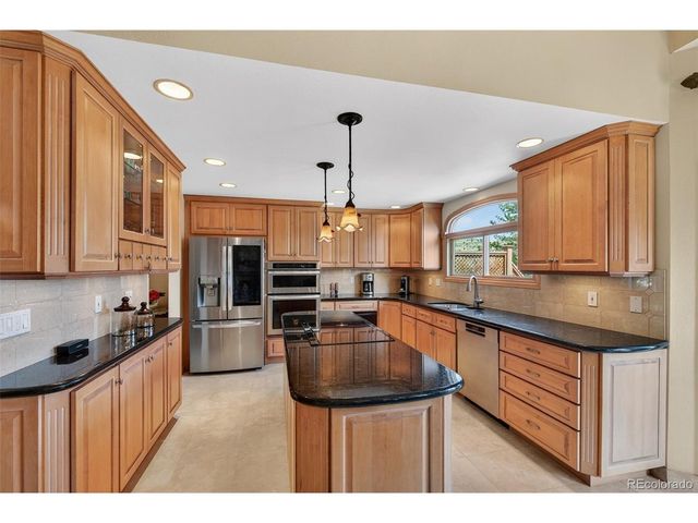 173 Willowleaf Dr, Littleton, CO 80127