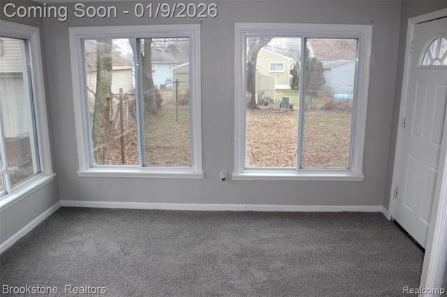 19369 Wakenden, Redford, MI 48240