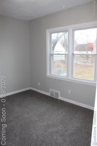 19369 Wakenden, Redford, MI 48240