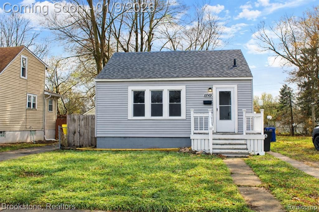 19369 Wakenden, Redford, MI 48240