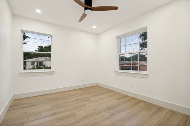 404 Jolee Street, Richardson, TX 75080