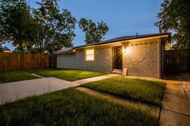 404 Jolee Street, Richardson, TX 75080