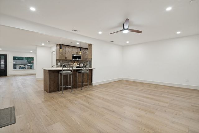 404 Jolee Street, Richardson, TX 75080