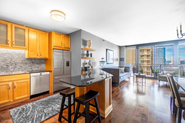 630 N State Street 2110, Chicago, IL 60654