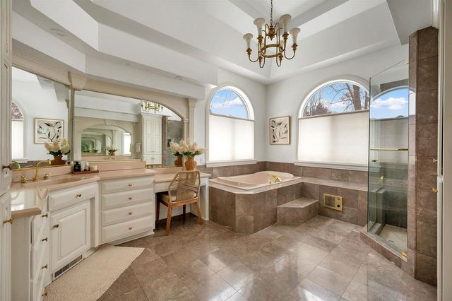 120 STONEBRIDGE COURT, Green Bay, WI 54313