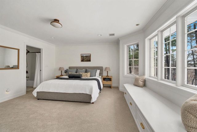 120 STONEBRIDGE COURT, Green Bay, WI 54313