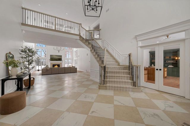 120 STONEBRIDGE COURT, Green Bay, WI 54313