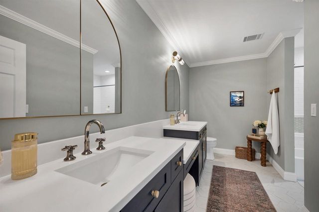 120 STONEBRIDGE COURT, Green Bay, WI 54313