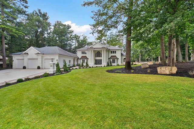 120 STONEBRIDGE COURT, Green Bay, WI 54313