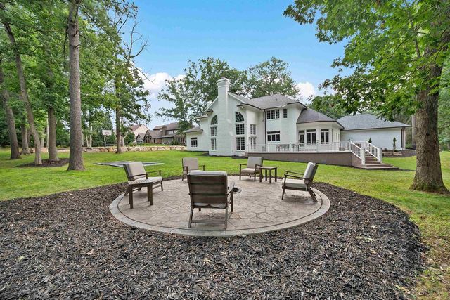 120 STONEBRIDGE COURT, Green Bay, WI 54313