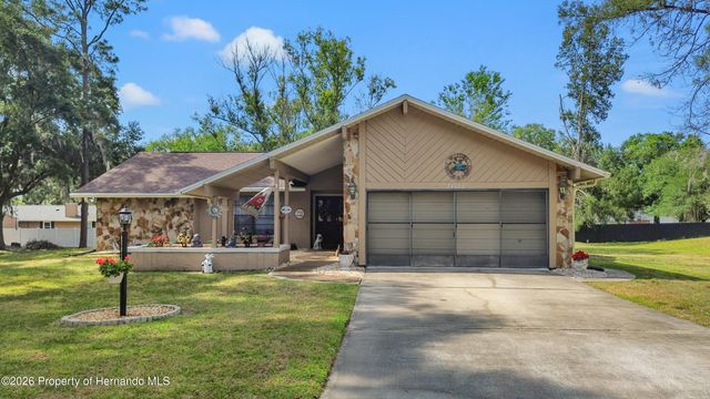 24088 Eppley Drive, Brooksville, FL 34601