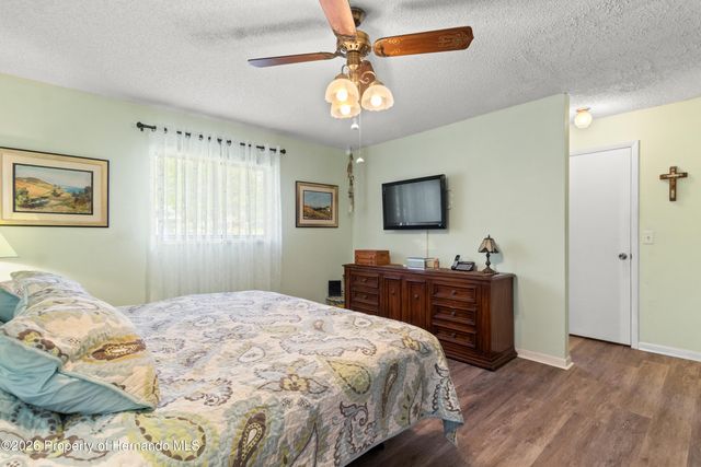 24088 Eppley Drive, Brooksville, FL 34601