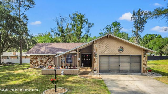 24088 Eppley Drive, Brooksville, FL 34601