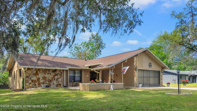 24088 Eppley Drive, Brooksville, FL 34601