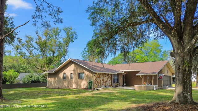 24088 Eppley Drive, Brooksville, FL 34601