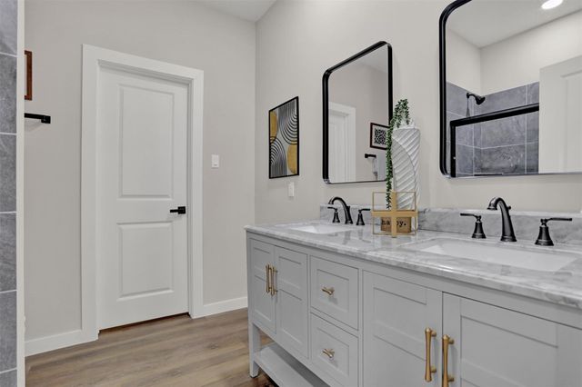 705 E Hanna Street, Denison, TX 75021