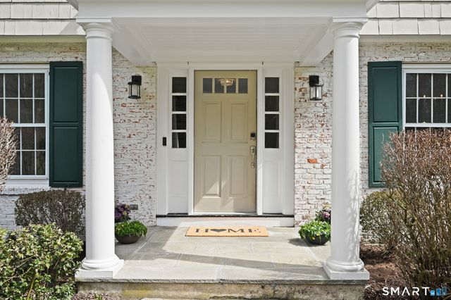 35 Canoe Hill Road, New Canaan, CT 06840