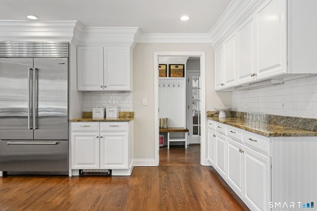 35 Canoe Hill Road, New Canaan, CT 06840