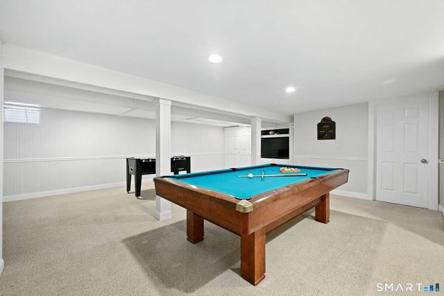 35 Canoe Hill Road, New Canaan, CT 06840