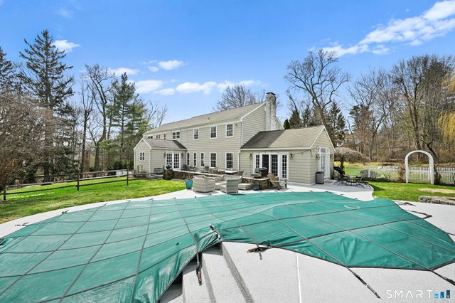 35 Canoe Hill Road, New Canaan, CT 06840