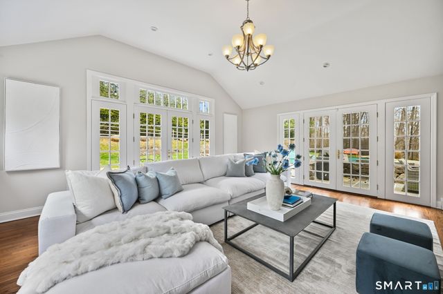 35 Canoe Hill Road, New Canaan, CT 06840