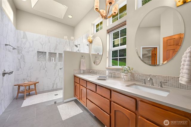 2651 Lake Whatcom Boulevard, Bellingham, WA 98229