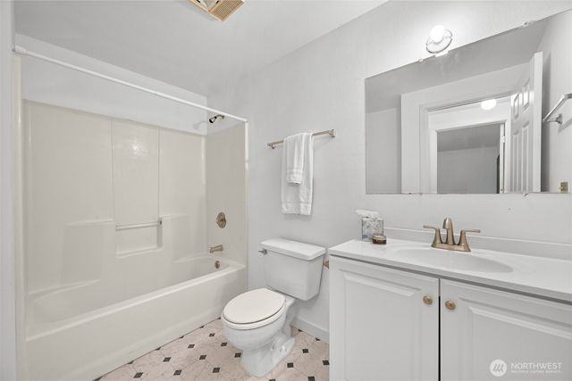 2651 Lake Whatcom Boulevard, Bellingham, WA 98229