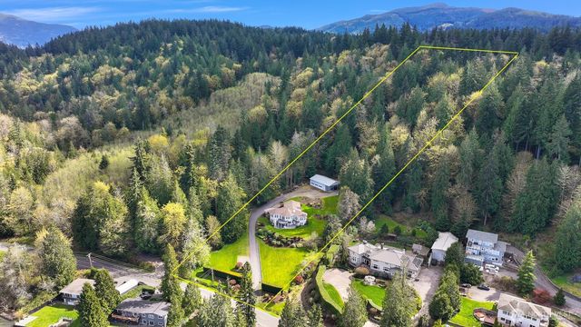 2651 Lake Whatcom Boulevard, Bellingham, WA 98229